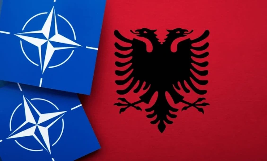 V Albánsku bola znovuotvorená letecká základňa NATO - najväčší vojenský projekt v tejto krajine za poslednú dekádu