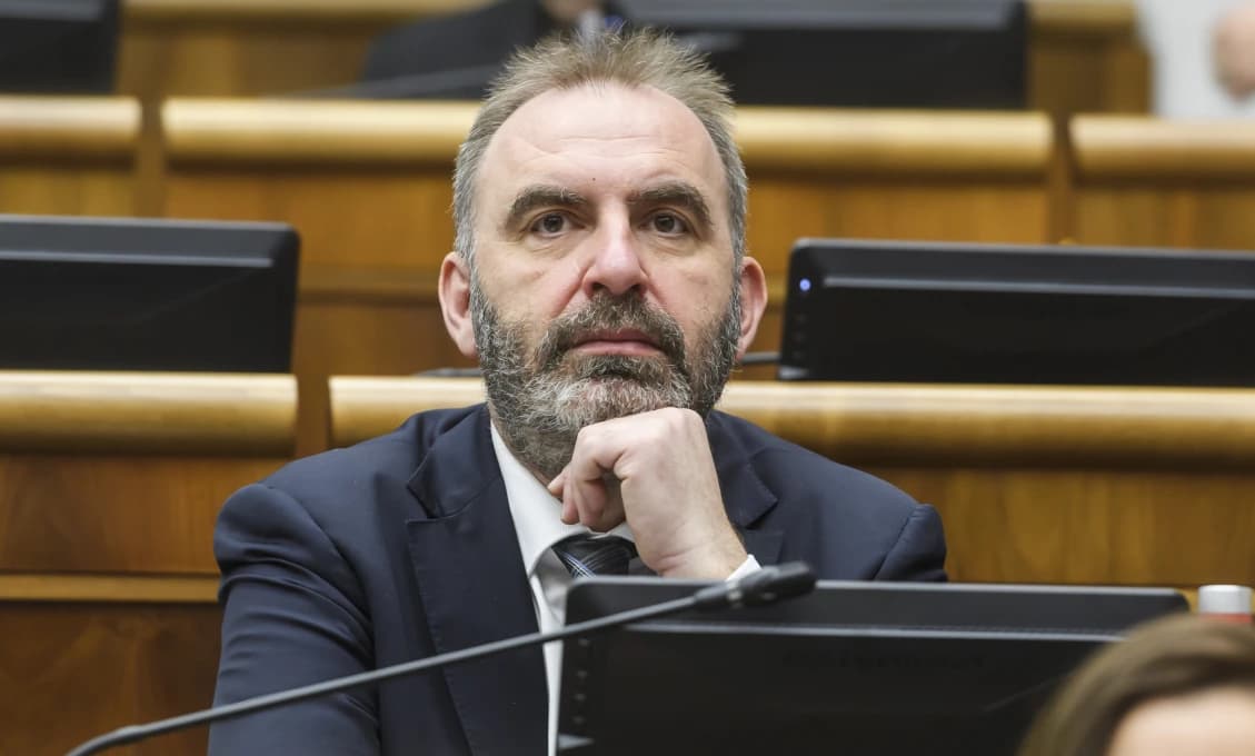 VTIP TÝŽDŇA: Michal Šimečka ako skvelý diplomat sa stretol z... z..., stretol sa z... z...