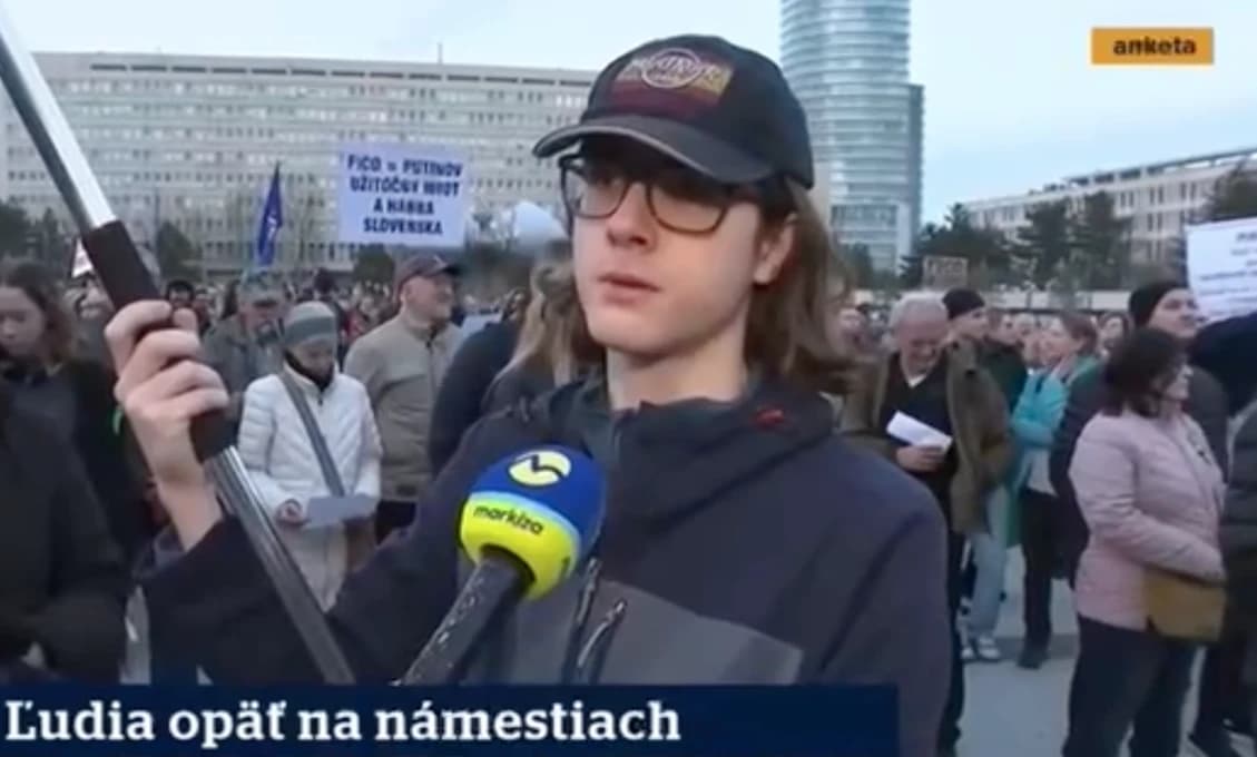 Hlas ľudu: Cieľ je jasný , zvrhnúť Fica! Lenže... Mladý to povedal jasne, chýba tomu Kuciak