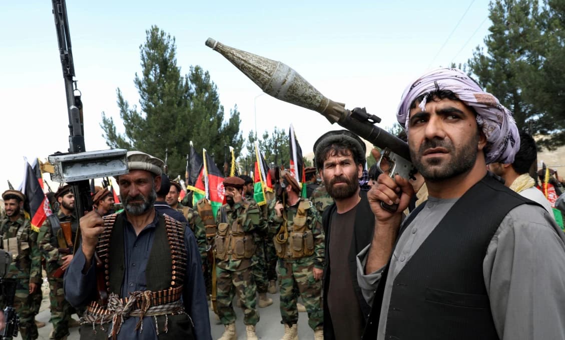 MZVEZ Slovákom: BEZODKLADNE OPUSTITE AFGANISTAN!
