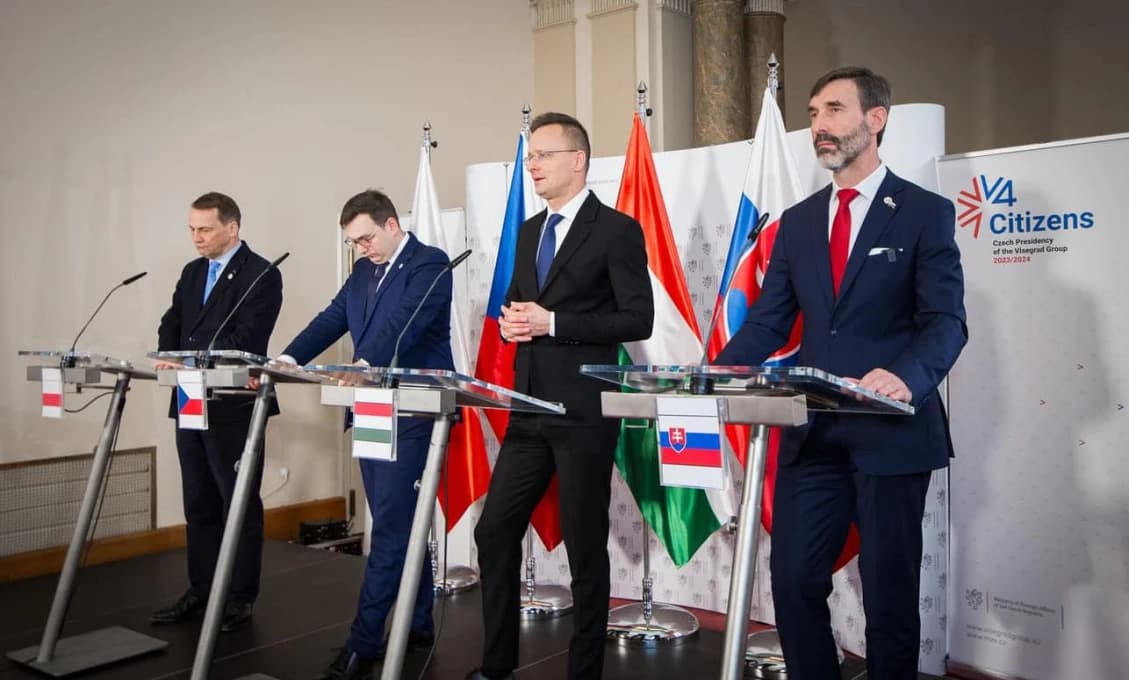 Liberálne médiá a progresívcov môže aj roztrhnúť! VYŠEHRADSKÁ ŠTVORKA FUNGUJE ĎALEJ