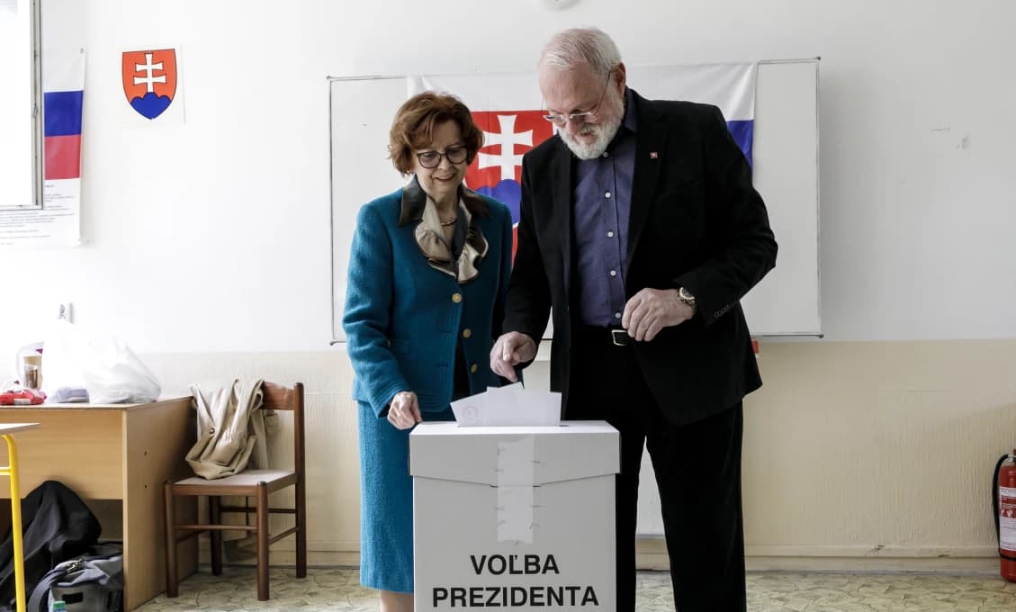Gašparovič: Situácia v SR je ťažká, zlepšiť ju môže aj prezident