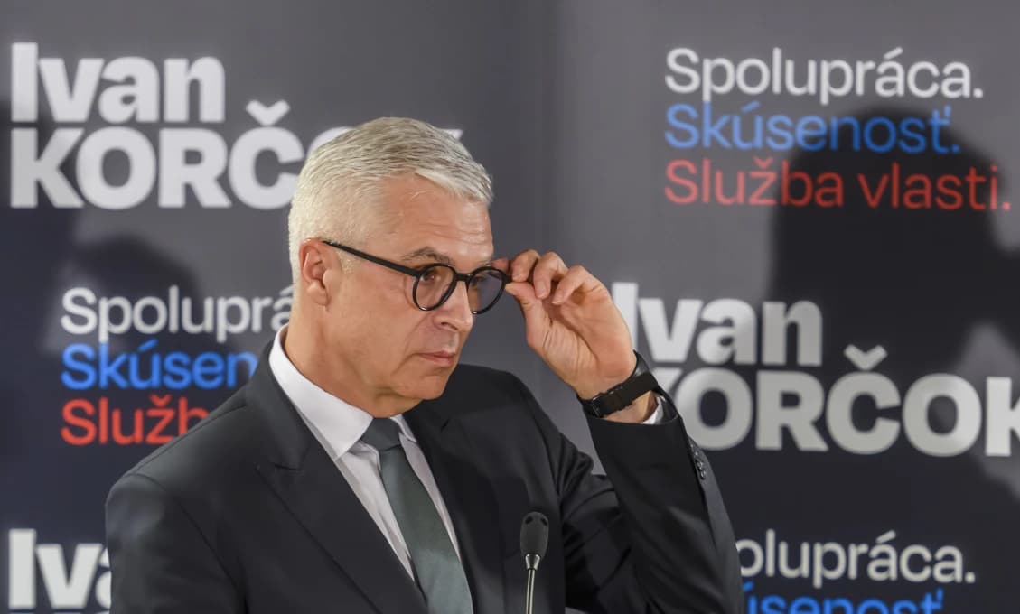 Politológ: Je priam komické sledovať, ako Ivan Korčok stráca dôstojnosť