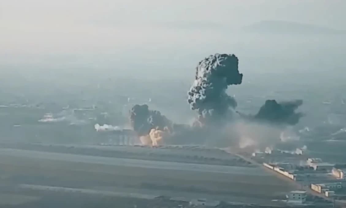Rusi tvrdo udreli. Nasadili aj ničivé bomby (VIDEO)