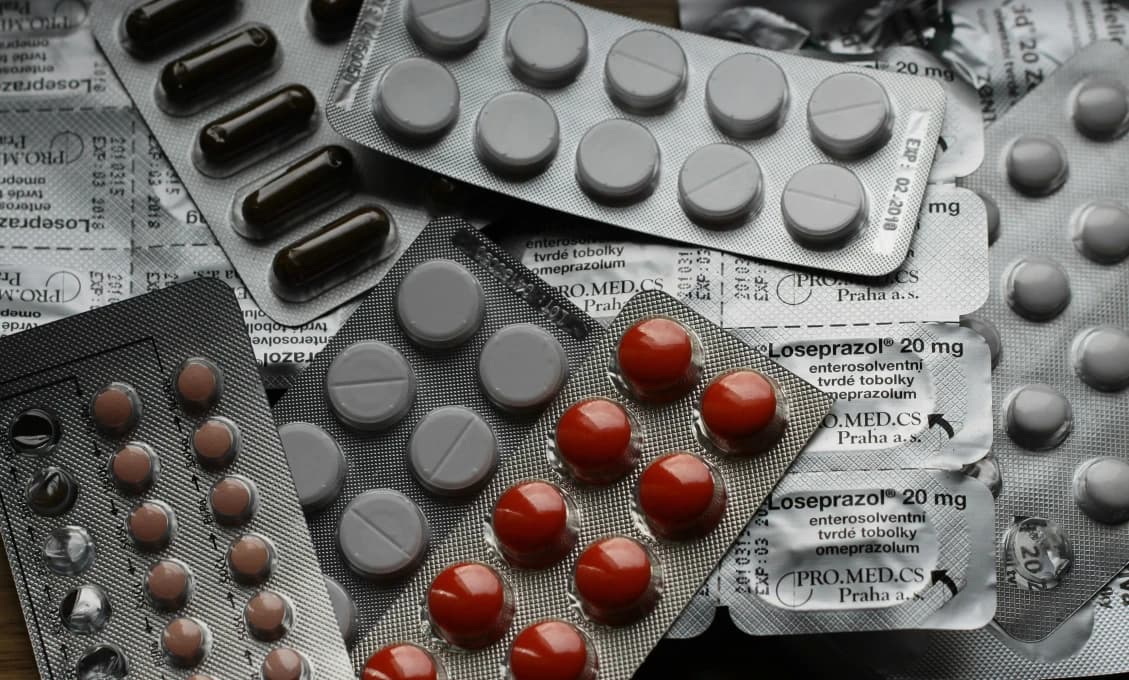 VAROVANIE pre rodičov! Narastá počet detí, ktoré sa snažia pripraviť o život pomocou farmaceutík
