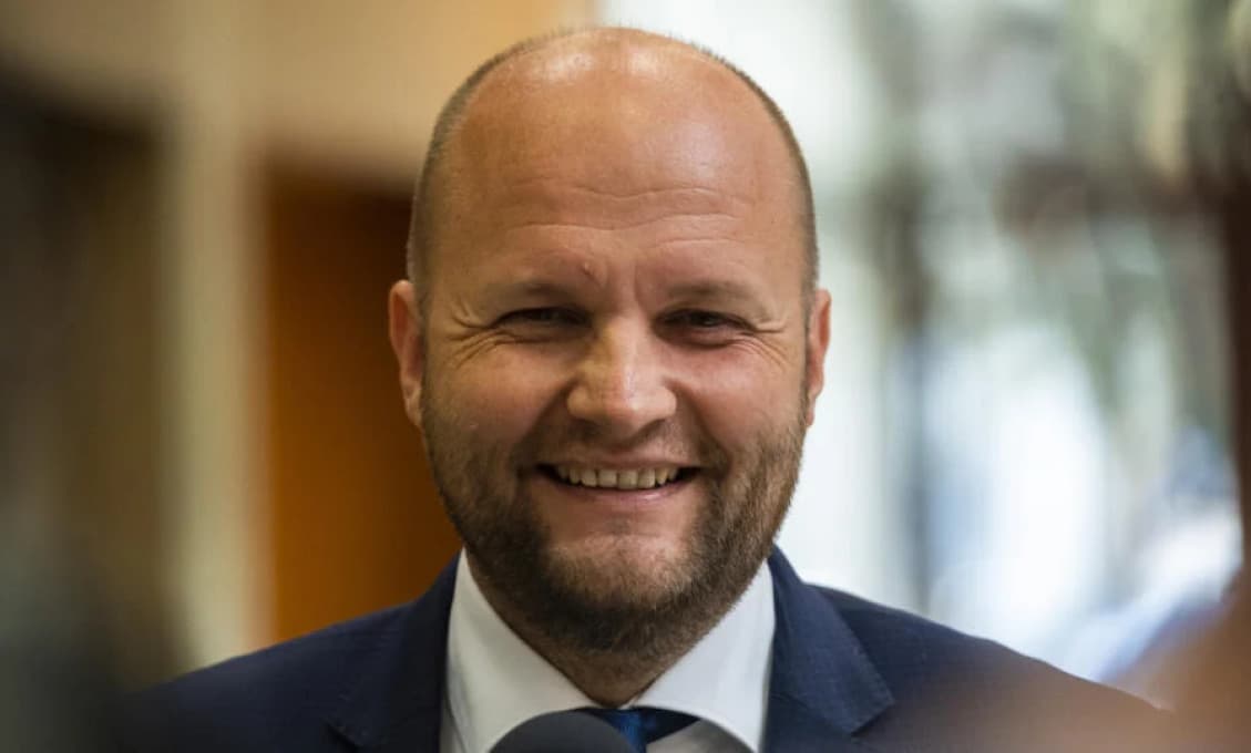 Jaroslav Naď SKONČIL! Toto mu Slováci NEODPUSTIA