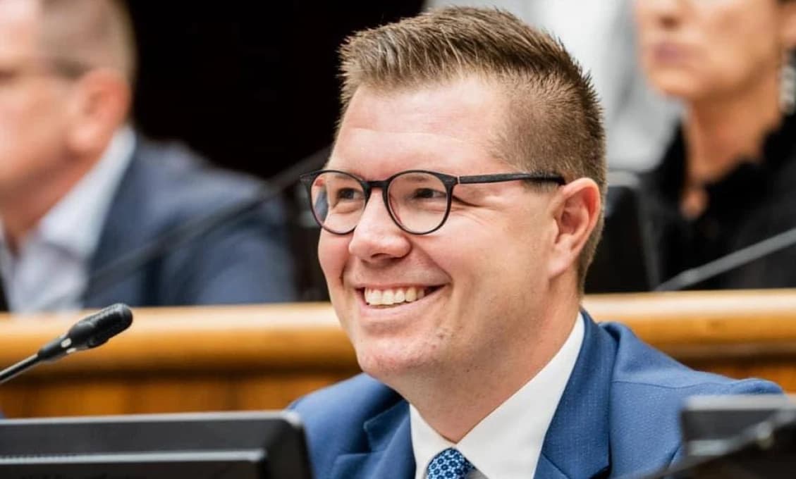 Šimko: Slovák potrebuje kvalitné potraviny, nie riešiť zakrivenie uhoriek (VIDEO)