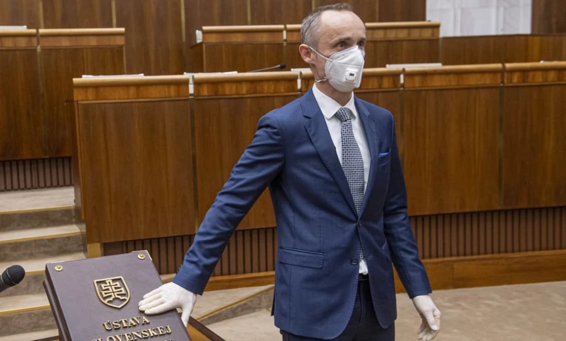 NEUVERÍTE, KDE BOL VALÁŠEK Z PS, KÝM ROBERT FICO BOJOVAL O ŽIVOT