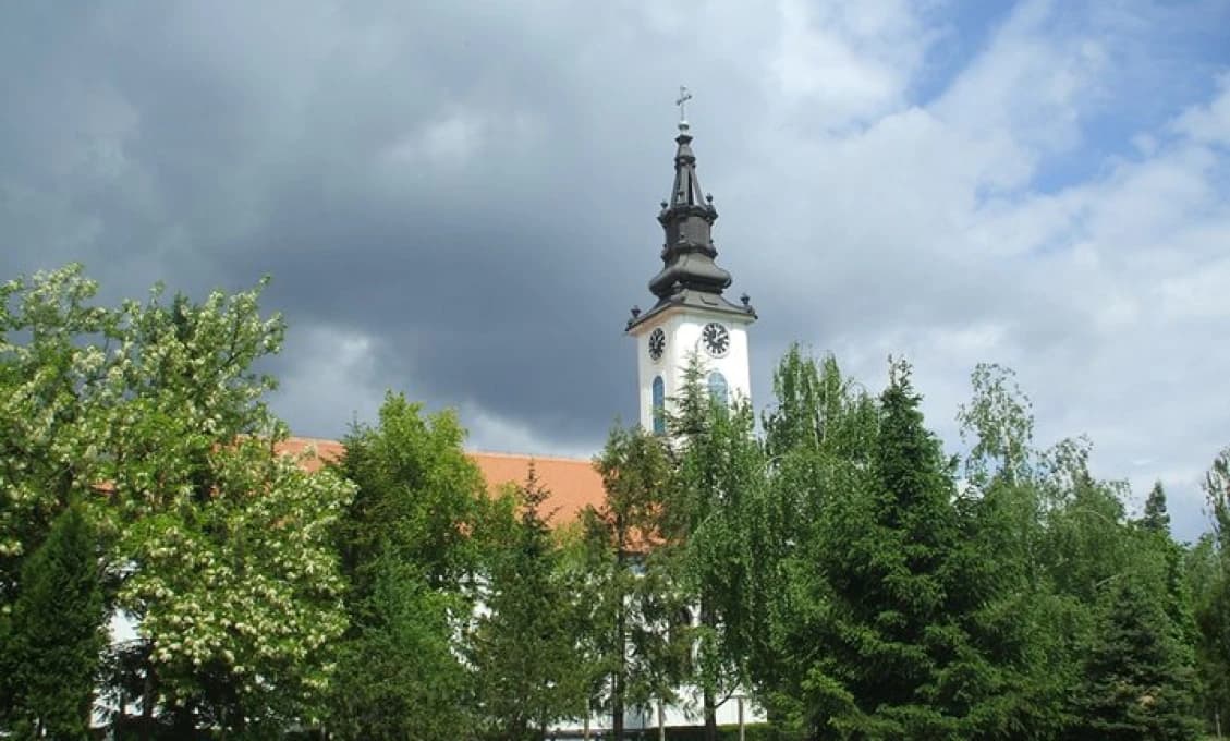 Slávnosť Božieho tela sprevádzajú tradičné procesie ulicami miest
