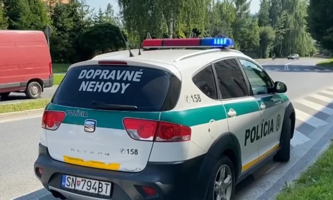 DO MATKY DVOCH DETÍ VRAZIL CYKLISTA! Bojuje o život, prišla o časť lebky. ŠOKUJÚCA reakcia vinníka