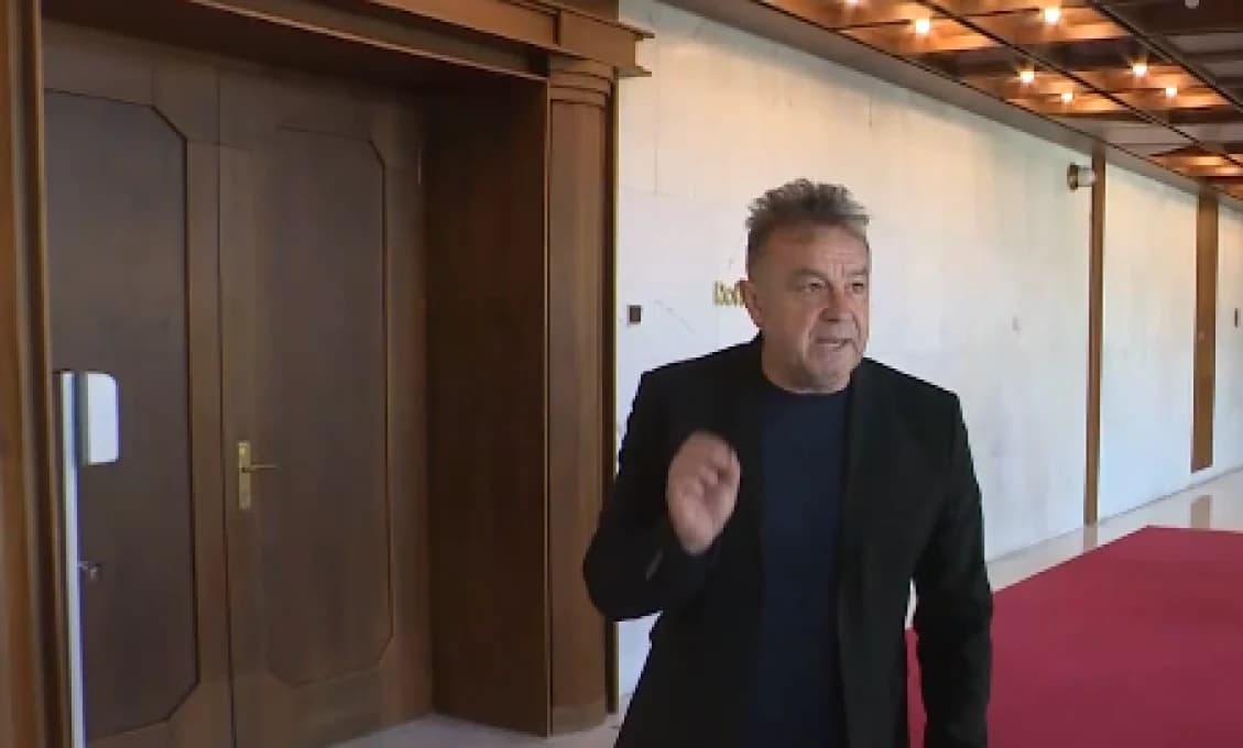Exkluzívne: Vulgárny Pročko vrieskal po kolegovi na chodbe parlamentu