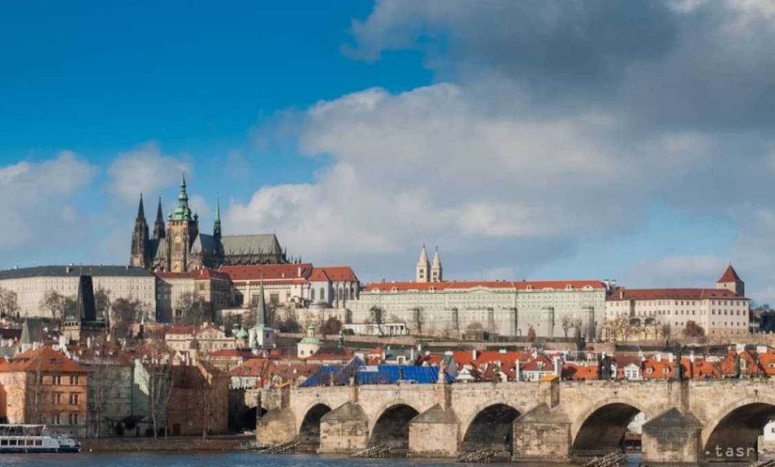 MZVEZ: Medzi šesticou ľudí, ktorú v Prahe napadol útočník, neboli Slováci