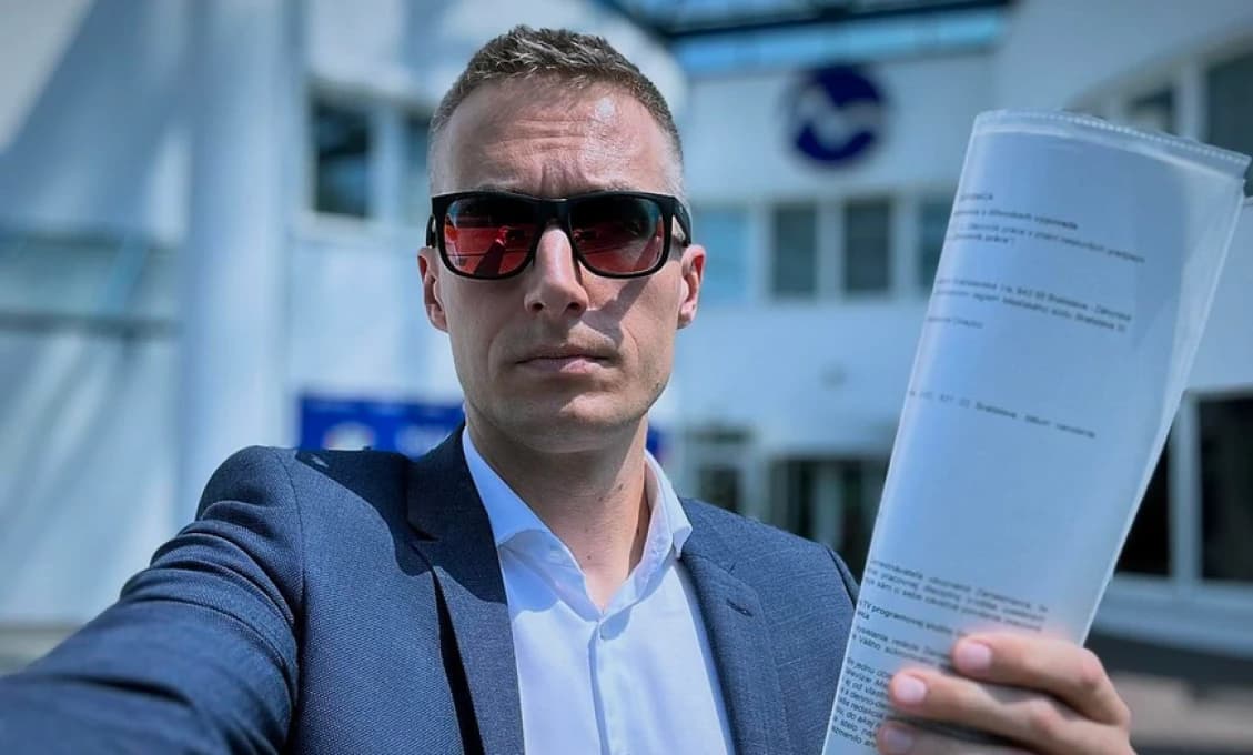 Michal Kovačič oficiálne skončil. Po 16 rokoch dostal v Markíze VÝPOVEĎ