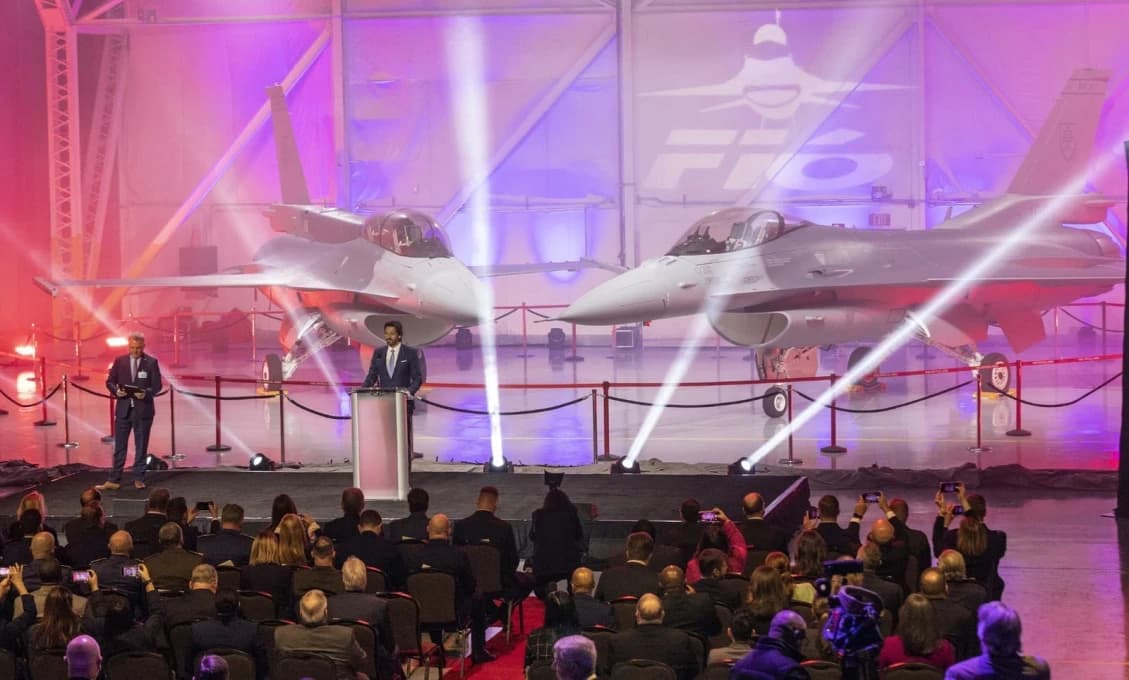 Stíhačky F-16 už smerujú na Slovensko