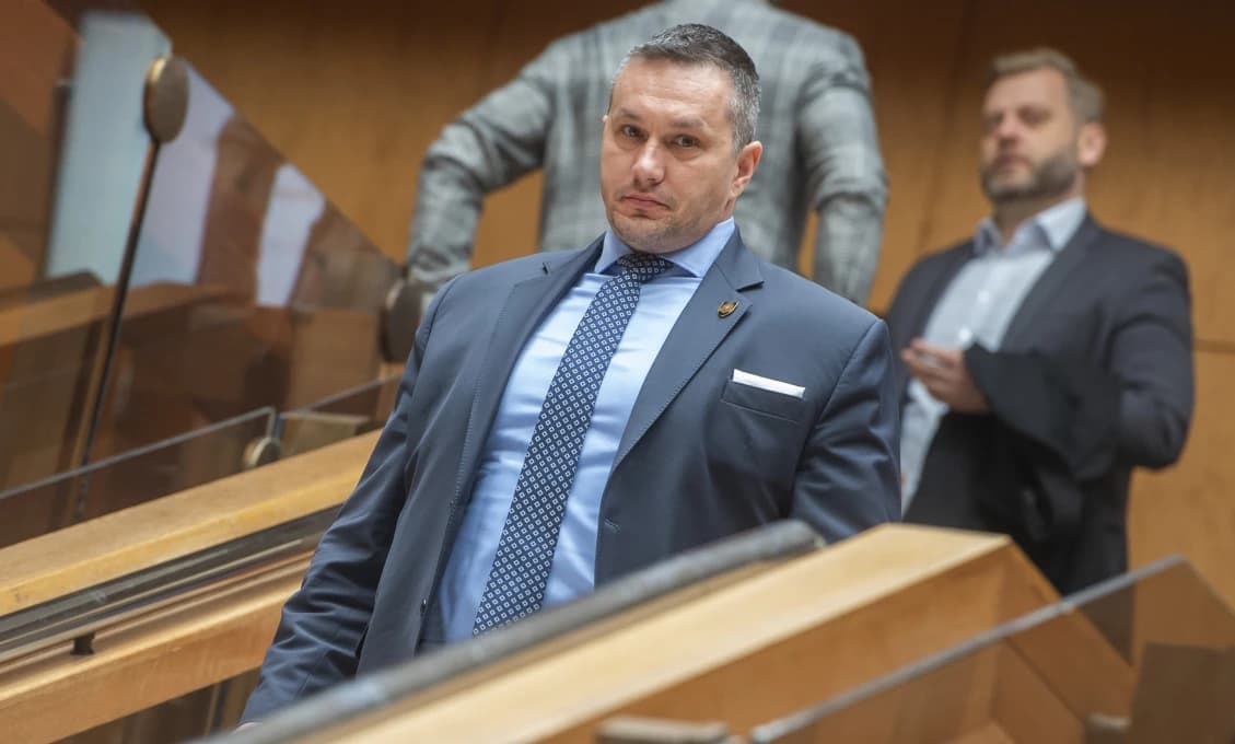 GP zrušila obvinenie exšéfovi SIS Michalovi Aláčovi v kauze Rozuzlenie