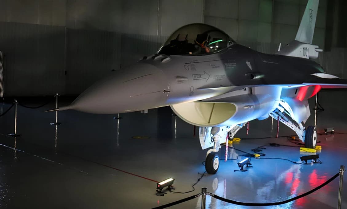 Podľa ruského pilota F 16 nie je zázračná zbraň