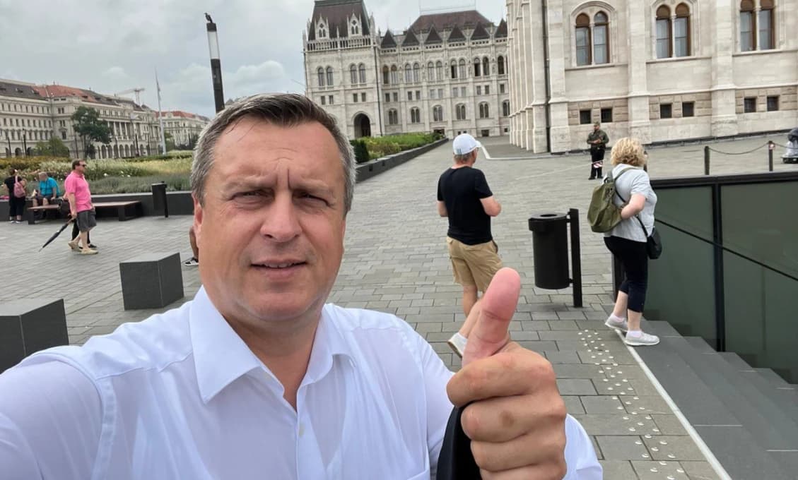 Andrej Danko OSLAVUJE 50 rokov. Ukázal jeho TOP darček