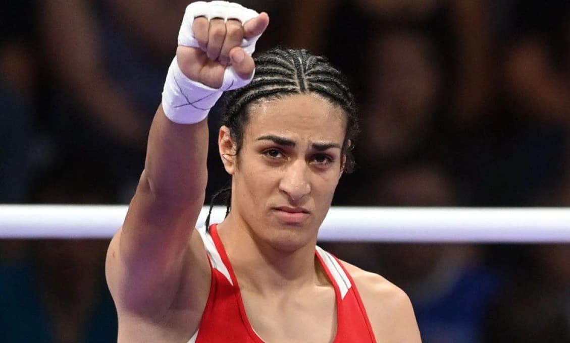 Olympijská šampiónka žaluje Elona Muska a J.K. Rowlingovú za kyberšikanu