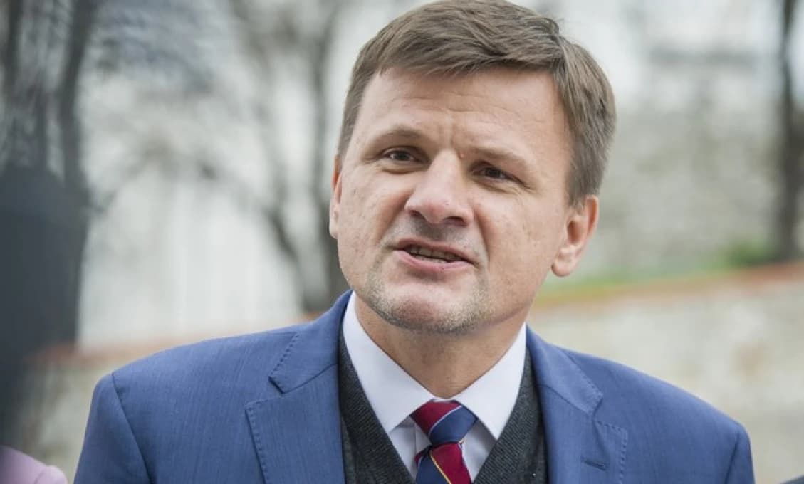 Hlas ľudu: Hlina ide robiť inváziu 2024. Odpoveď: „Lojzo, ty si bol vždy d.....“