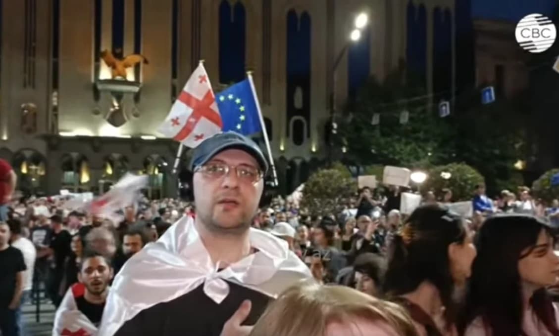 USA chystajú prevrat v Gruzínsku, tvrdí ruská rozviedka