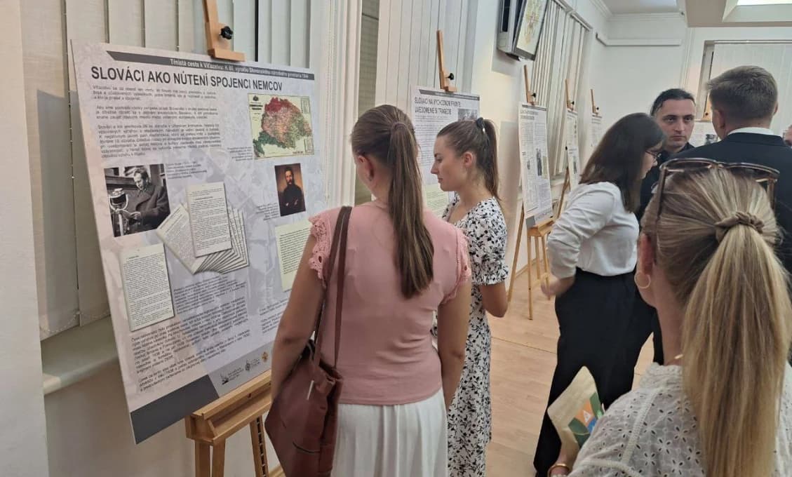 Tŕnistá cesta k víťazstvu: Pravnuci sovietskych vojakov sa stretli s dedičstvom svojich predkov