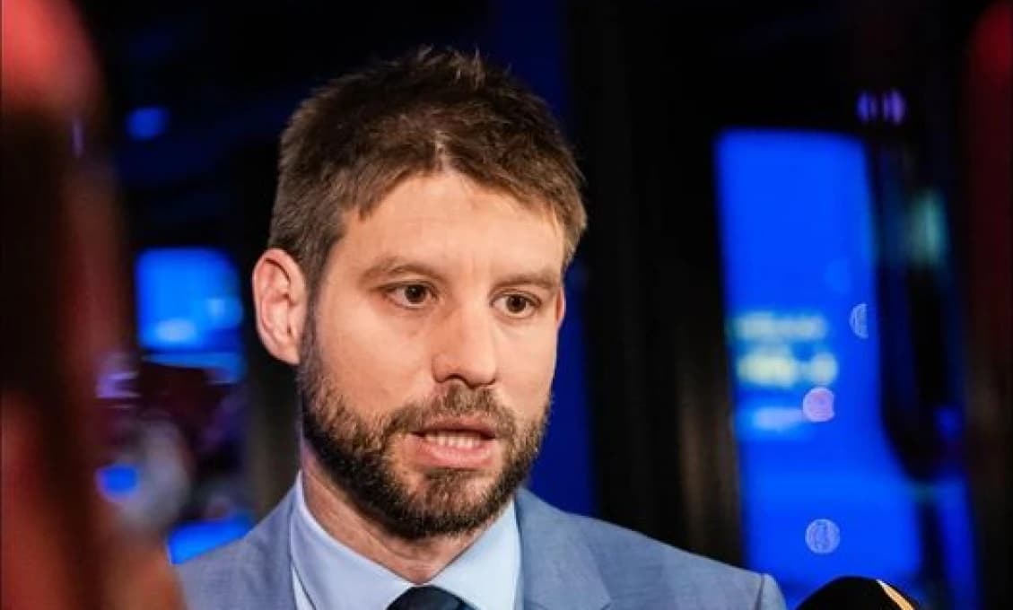 Michal Šimečka reaguje na premiéra Roberta Fica, návrh na odvolanie M.Šimečku podajú vo štvrtok