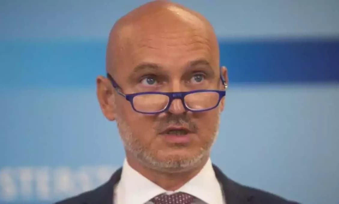 Branislav Gröhling PREZRADIL, kto bude kandidátom opozície na post predsedu parlamentu