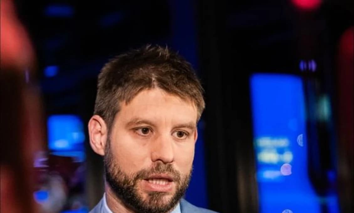 Plénum odvolalo M. Šimečku z funkcie podpredsedu parlamentu