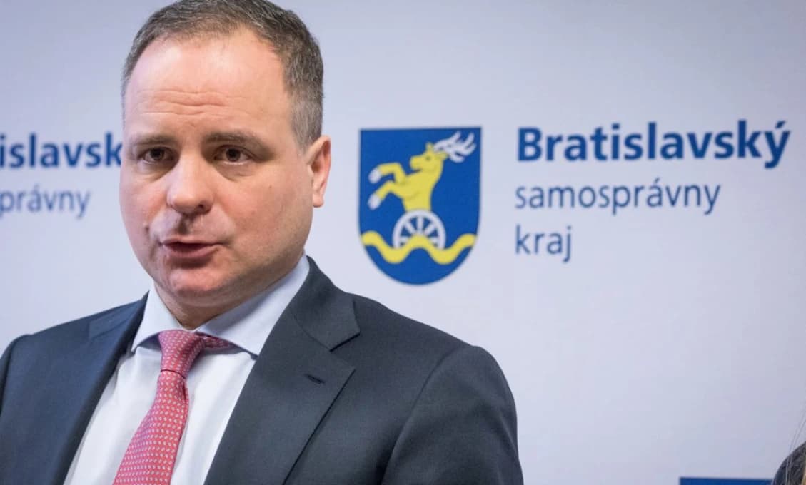 POVODNE NEUTÍCHAJÚ! Devín a Devínska Nová Ves stále odrezané od okolitého sveta