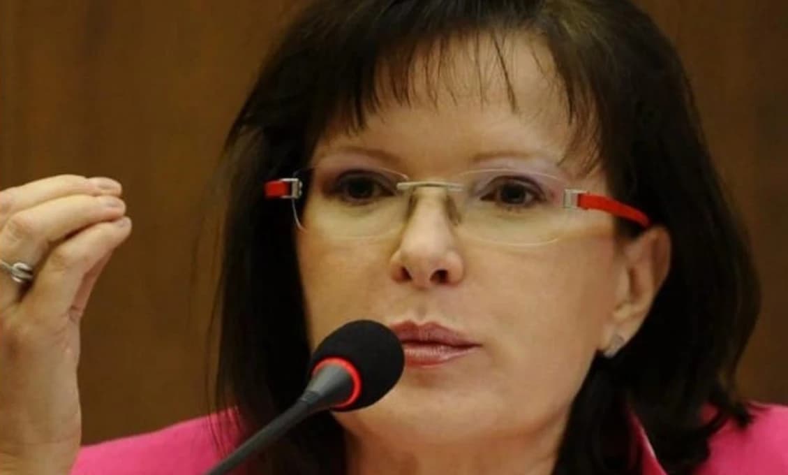 Ostrá Anna Belousovová, aj o progresívnych sliepkach VIDEO)