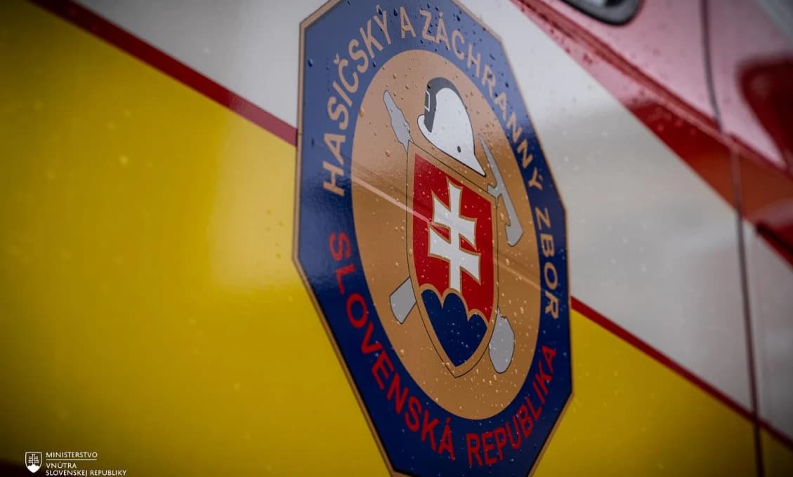 V DUBNICI NAD VÁHOM HORIA kyseliny v závodoch! Mesto vyzýva občanov