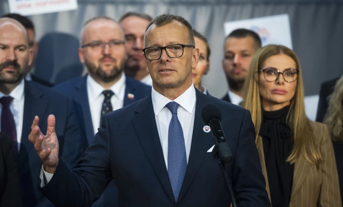 Borisovi sa zacnelo, vracia sa aj s celou famíliou