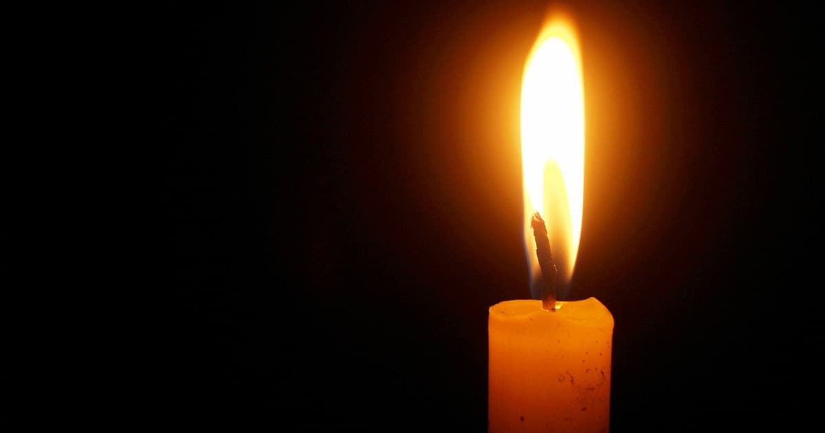 SMUTNÁ SPRÁVA Zomrela HVIEZDA známeho kultového seriálu: Milujú ho aj mnohí Slováci