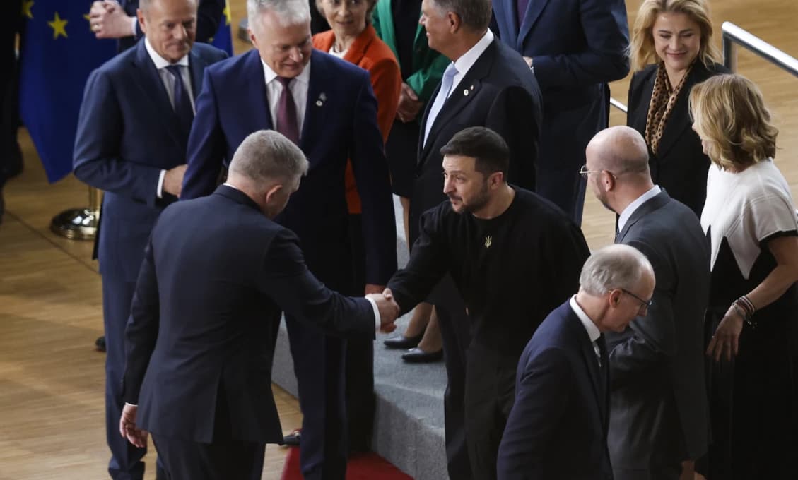 Fico hovoril zo Zelenským. Zelenskyj navnímal, že Fico nevníma