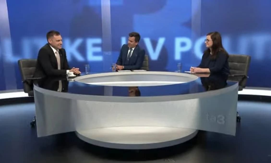 T. Taraba vidí za postupom R. Huliaka snahu oslabiť SNS