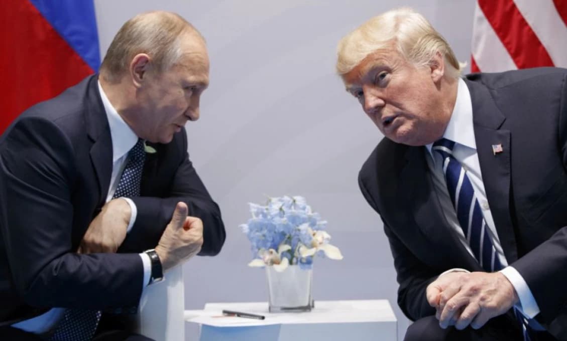 Putin oficiálne ignoruje Trumpa. Ale vraj mu blahoželal