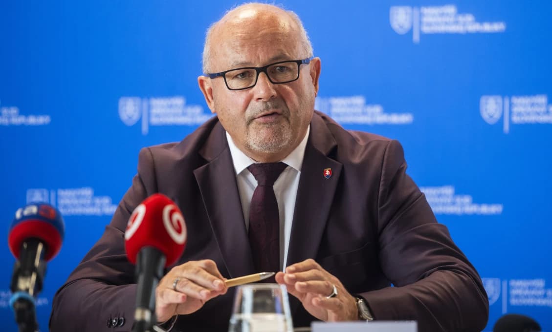 LUXUS v talári: Celotelovka počas pracovnej doby? Pre predsedu súdu žiadny problém!