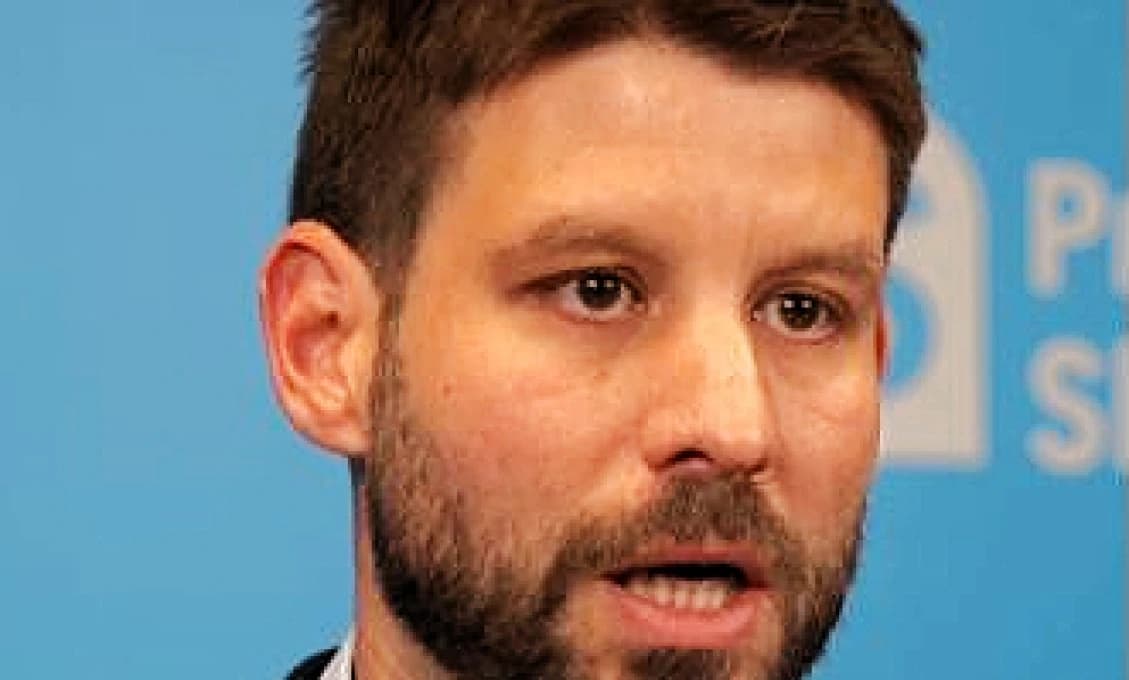 Keď Šimečka tára o "základnej úcte k človeku"