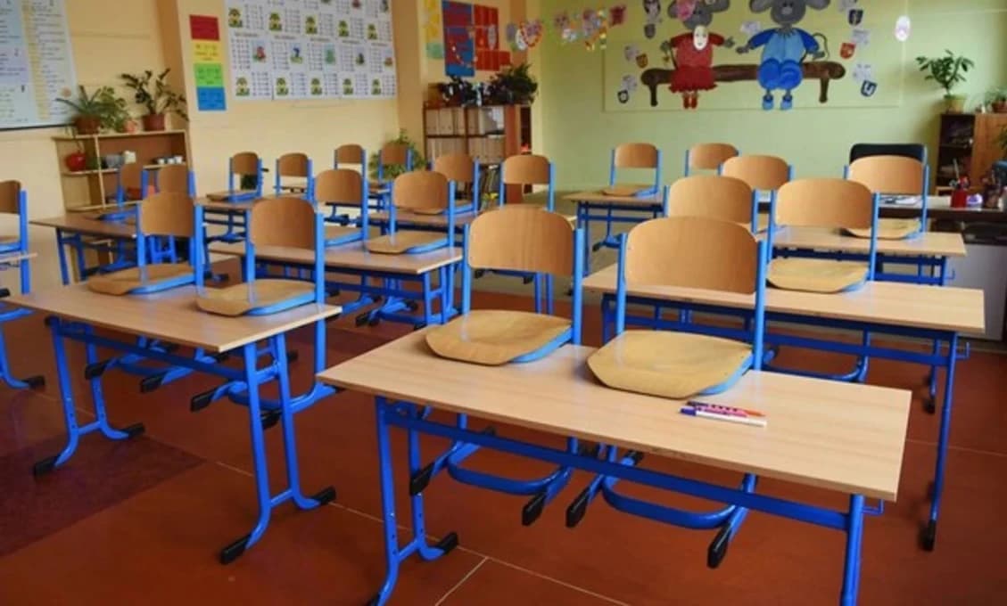 Začínajú sa vianočné prázdniny, žiaci sa vrátia do škôl v januári