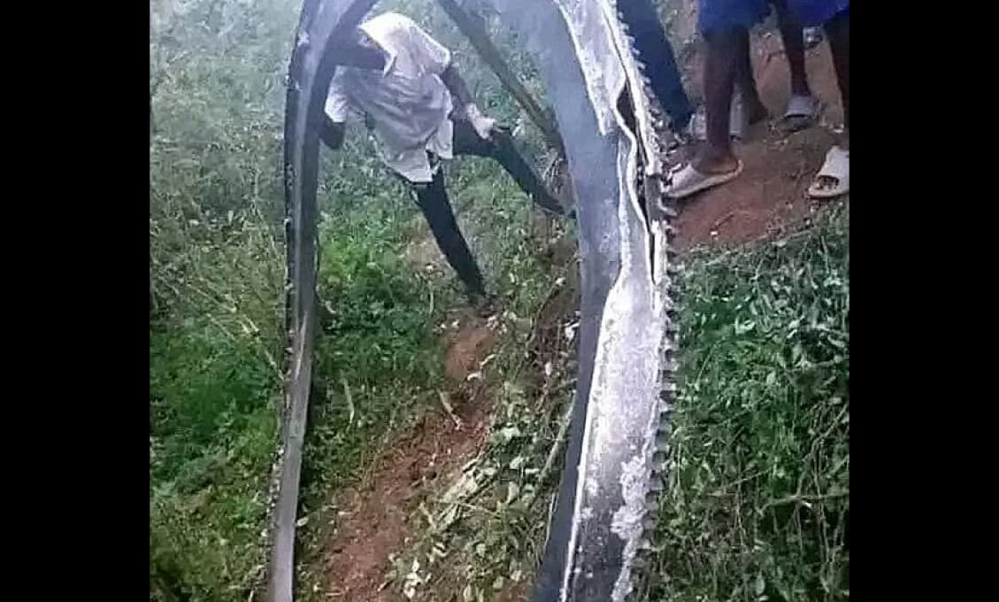 Do malej dediny spadlo záhadné vesmírne teleso: Rachot bolo počuť v okruhu 50 kilometrov!