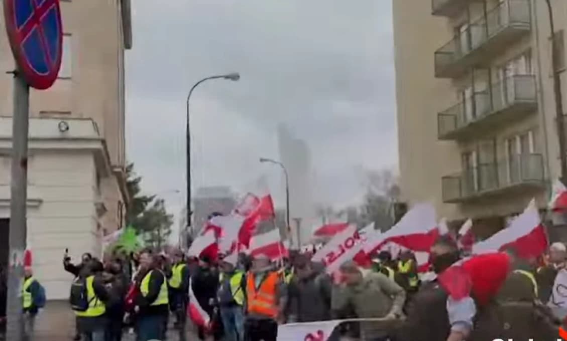 Poľskí roľníci sa opäť búria proti Bruselu