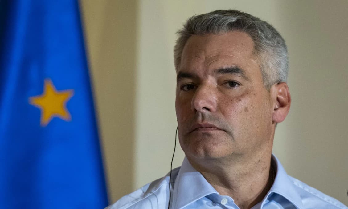 Rakúsko: Ľudovci prerušili koaličné rokovania so sociálnymi demokratmi