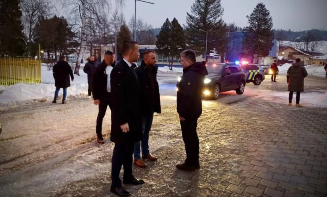 NAŽIVO: Brífing ministrov Matúša Šutaja Eštoka, Tomáša Druckera