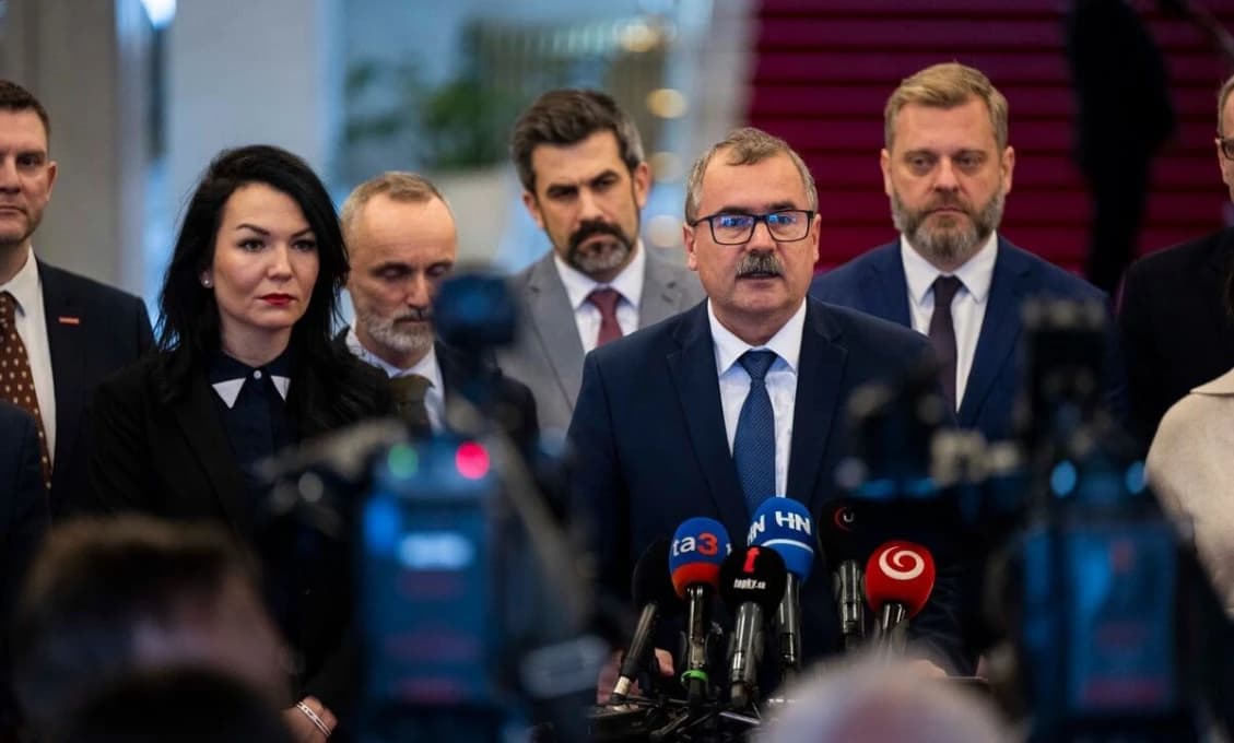 Viktorín o úbohej a bezpohlavnej opozícii: Nedokážu ponúknuť nič, okrem rozvratu!