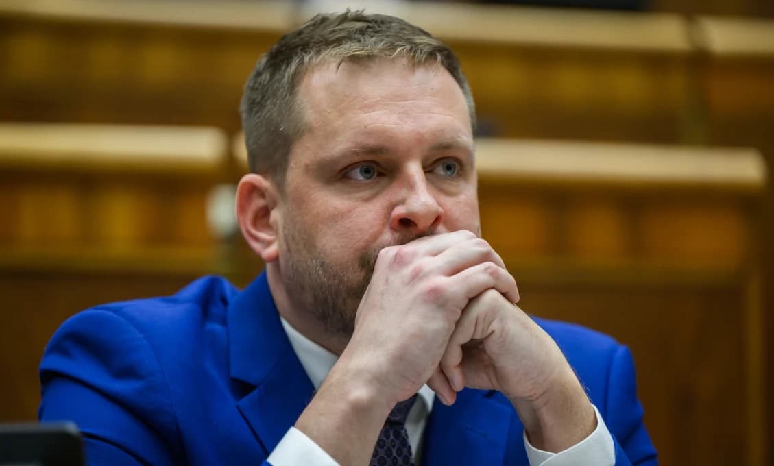 NAŽIVO: TK predsedu vlády SR R.Fica a ministra zdravotníctva SR K.Šaška