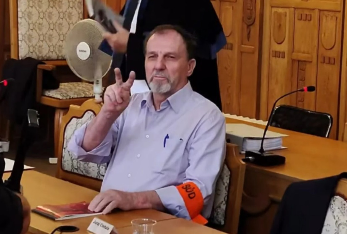 Atentátnik si užíva slávu na hlavnom pojednávaní ŠTS v Banskej Bystrici, 7.júla 2025