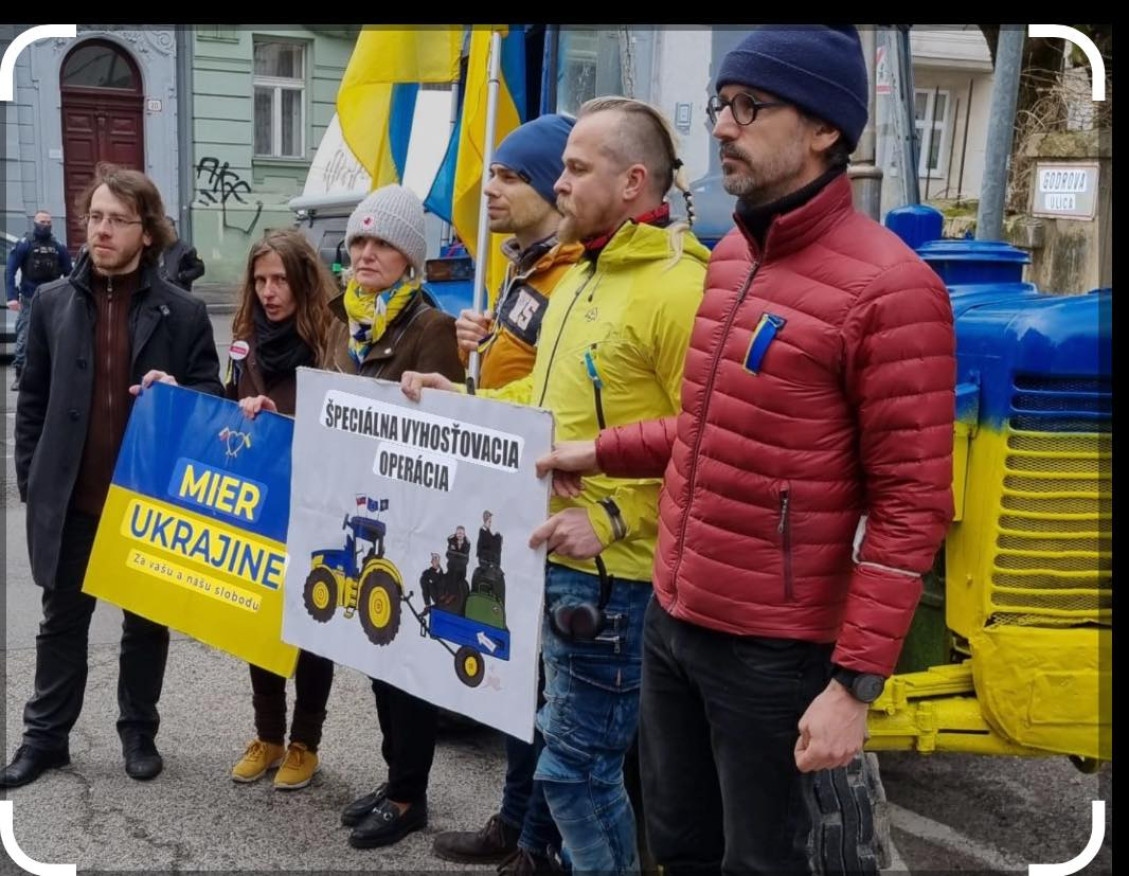 Mier Ukrajine sa realizuje v Bratislave už od skorého popoludnia