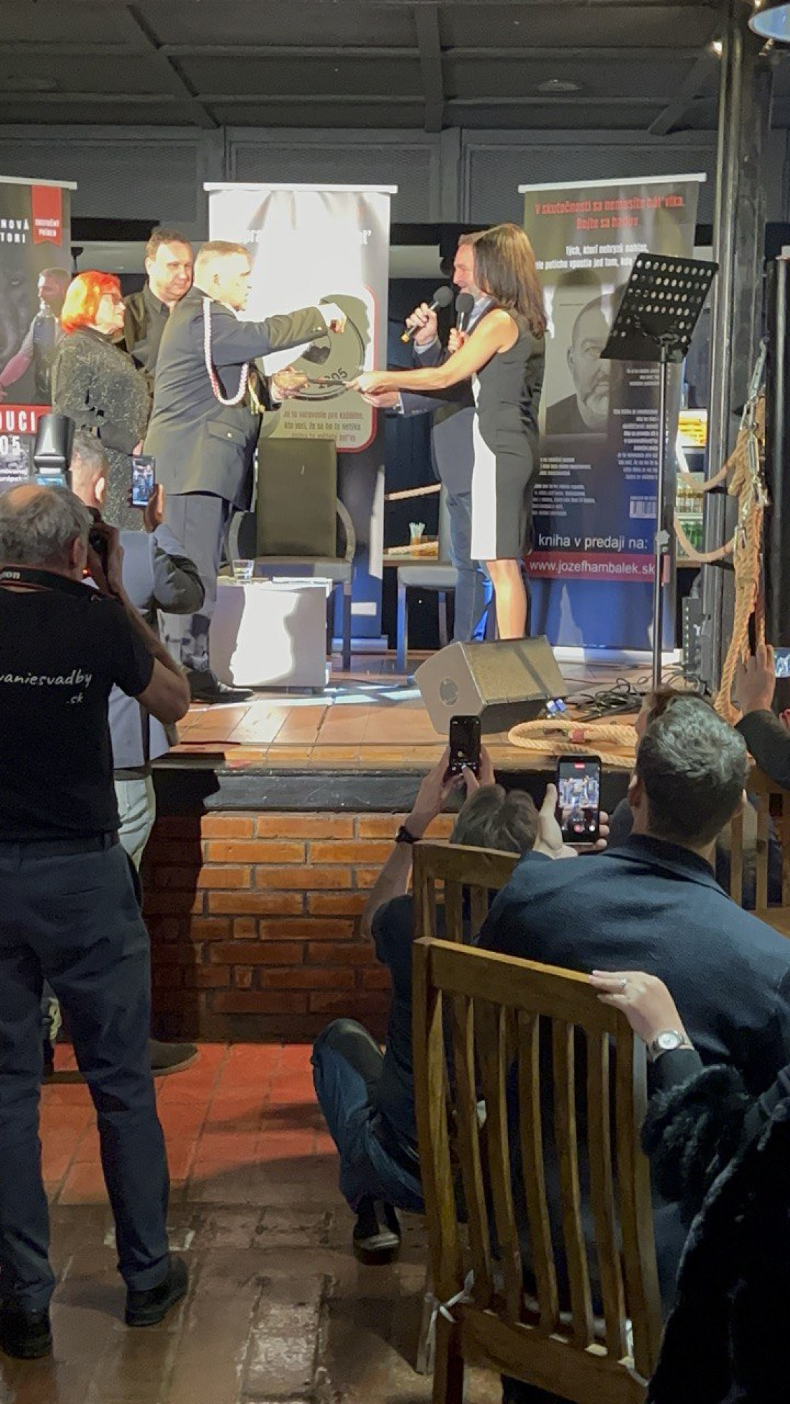 Krst knihy Nežiaduci 1205