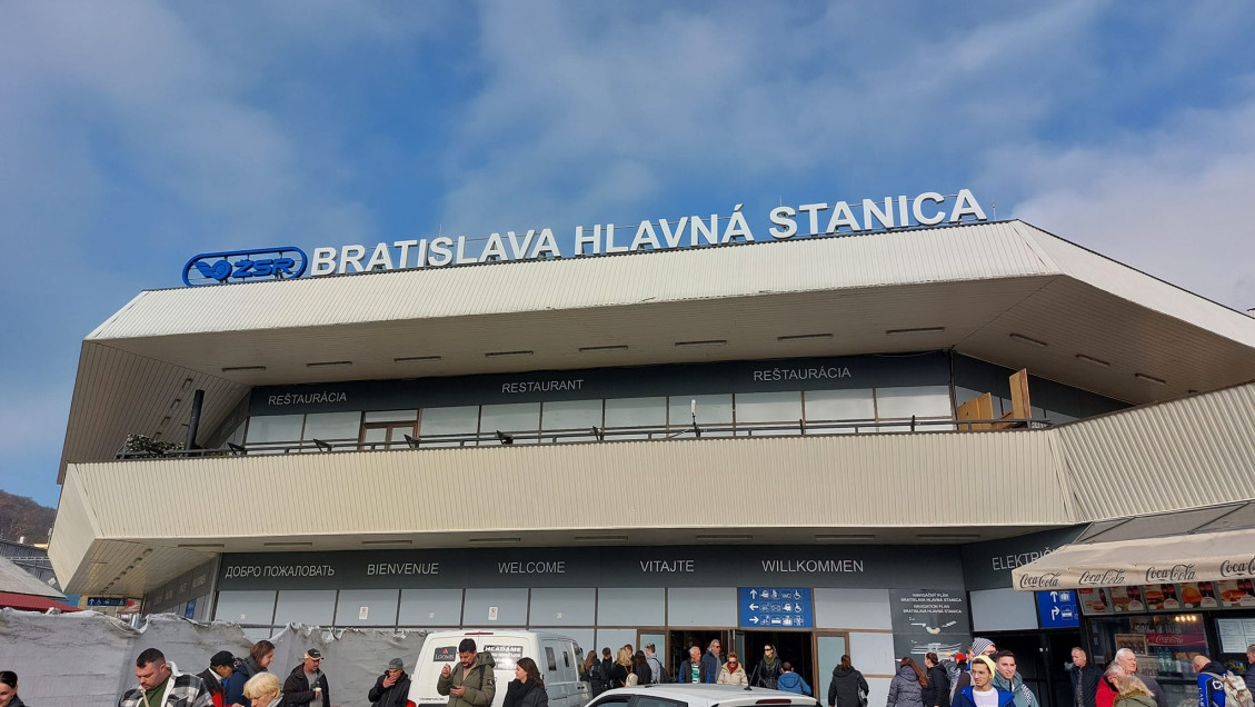 Tzv Skleník bol k pôvodnej budove pristavený v roku 1989