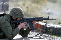 Útočná puška AK-12